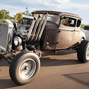 RACECAR ROADTRIP in 109 degree HEAT!