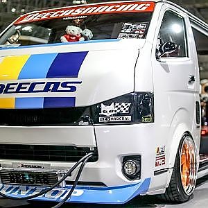 K-BREAK BEECAS CLASSIC STYLE HIACE Kブレイク ビーキャス クラシックスタイル ハイエース - TAS2023 東京オートサロン2023