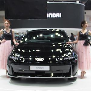 ฮุนได  จัดแสดง สตาร์เกเซอร์ และ ไอออนิค 6 ในงานมหกรรมยานยนต์ 2022