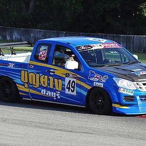 N3K 2013 Round5 Isuzu Full Race Race2 at Bira Circuit (Car No.49)