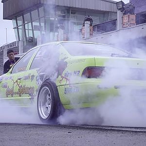 อู่ลุงหนวด "เมื่อทุกอย่างถูกจำกัดที่หน้ายาง 275 ...ใส่อะไรได้ ก็ต้องใส่ให้หมด !!"