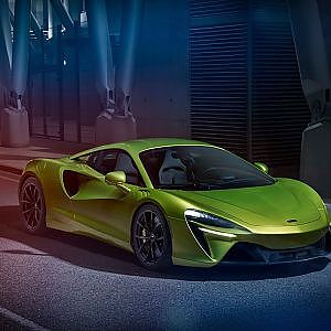 McLaren Artura ... High-Performance Hybrid Supercar