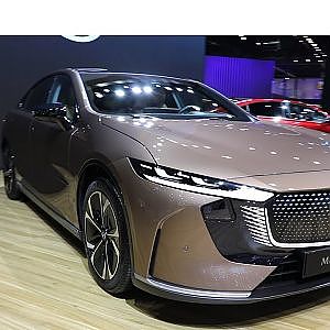 มาสด้าพร้อมก้าวสู่ยุคใหม่กับรถไฟฟ้า THE ALL-ELECTRIC MAZDA6e