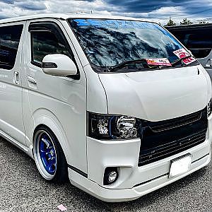 HIACE Tuning VAN bodykit SBM Osaka2021 - SBM大阪2021 ハイエース チューニング カスタム 200 トヨタ